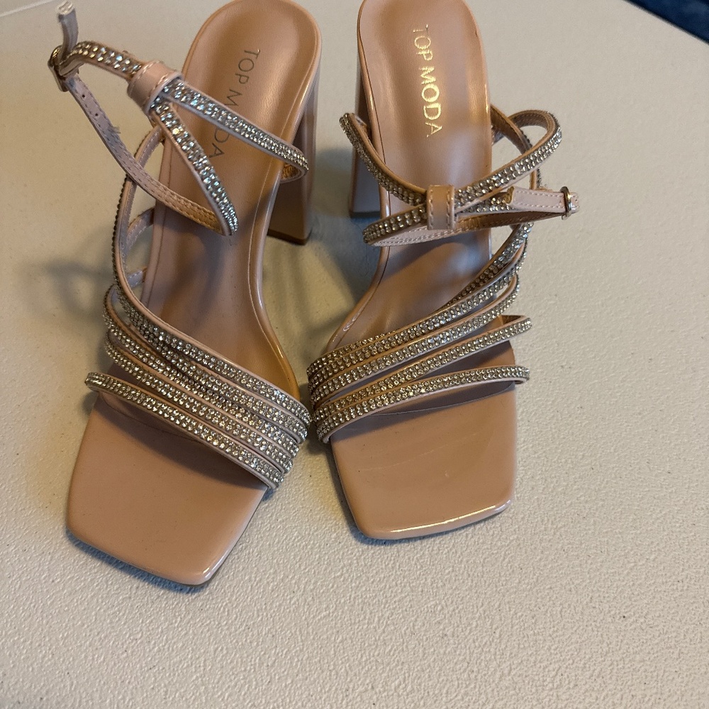 TOP Moda Metallic Strappy Heels